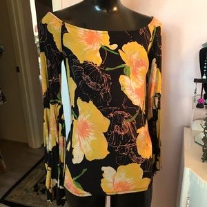 Free People ultra big butterfly sleeved stretchy top.